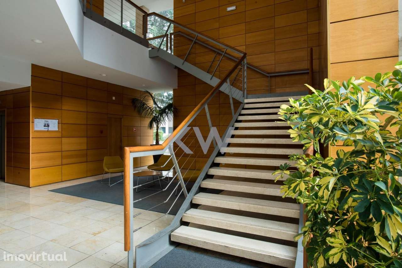 Apartamento T2 nas Twin Towers, com suite e elevador, Campolide, Lisbo - Grande imagem: 2/23