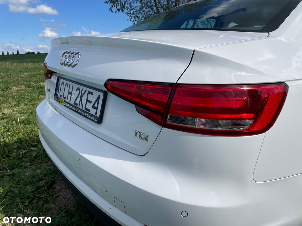 Audi A4 Limousine - 28