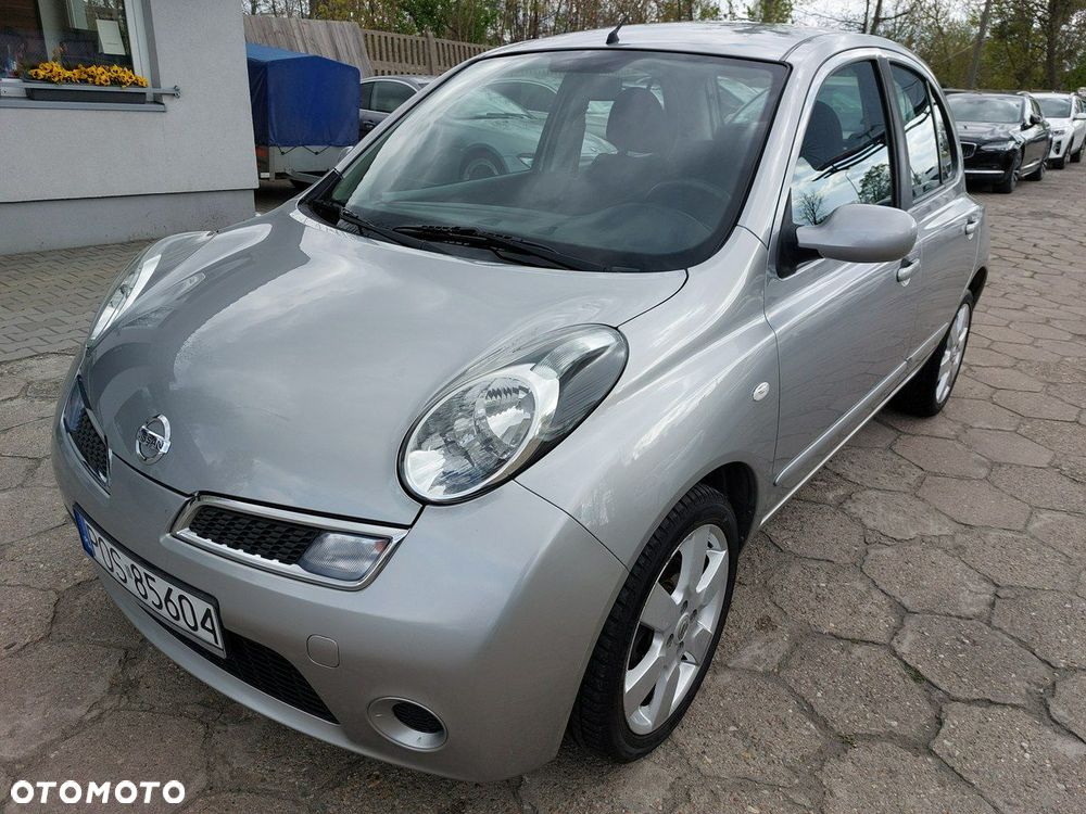 Nissan Micra - 1