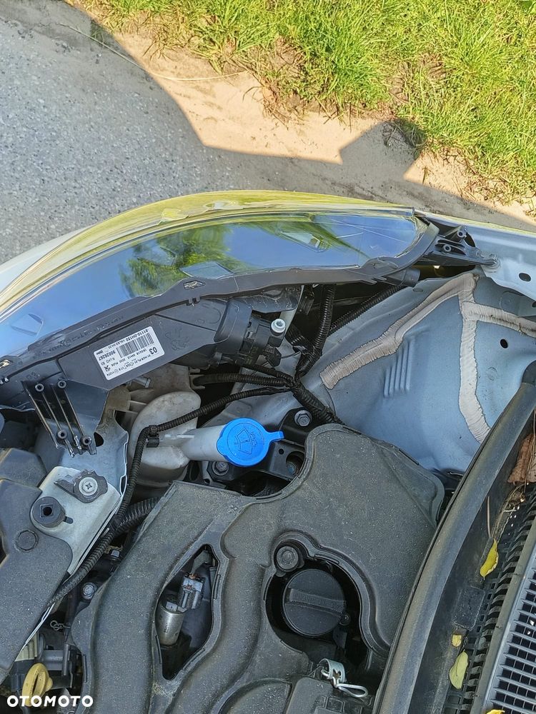 Peugeot 108 - 8