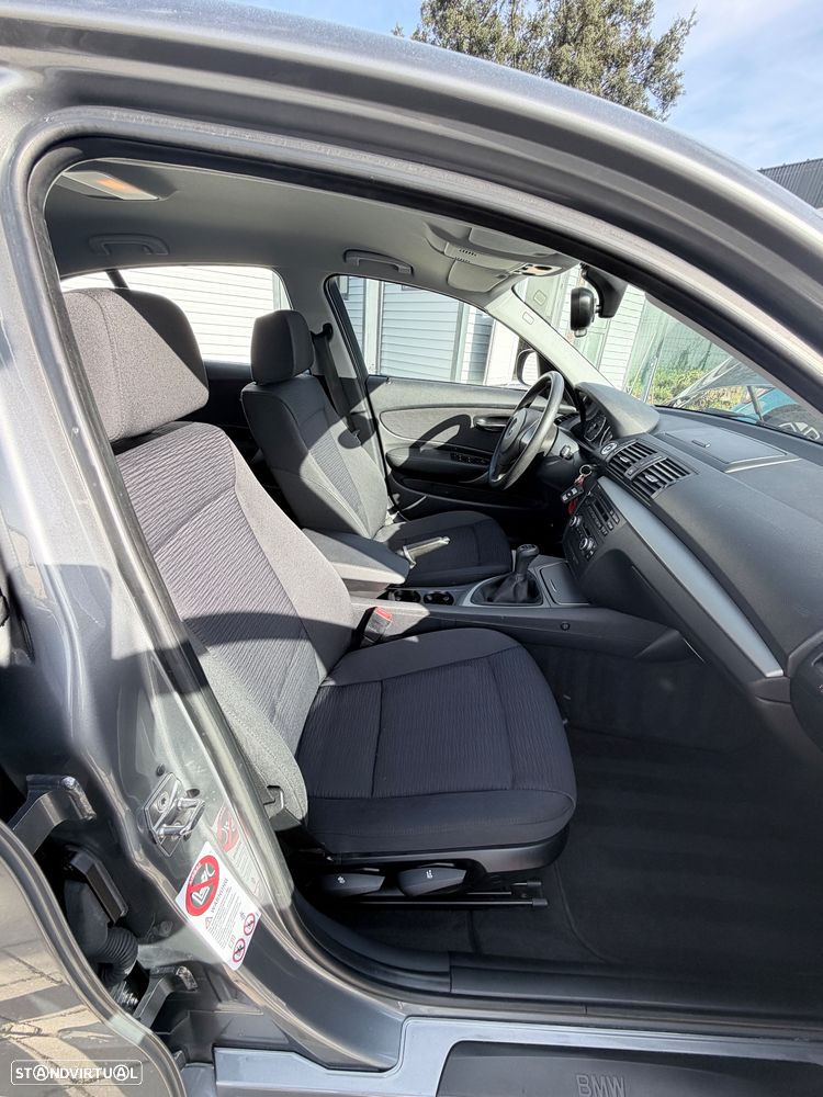 BMW 118 d Line Urban - 12