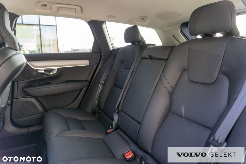 Volvo V90 - 16