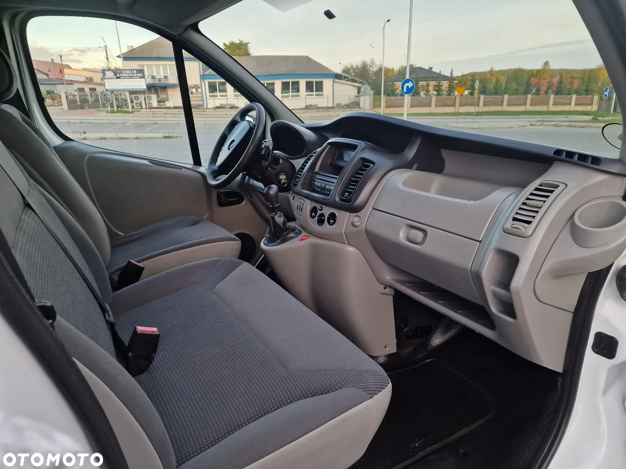 Opel Vivaro - 4