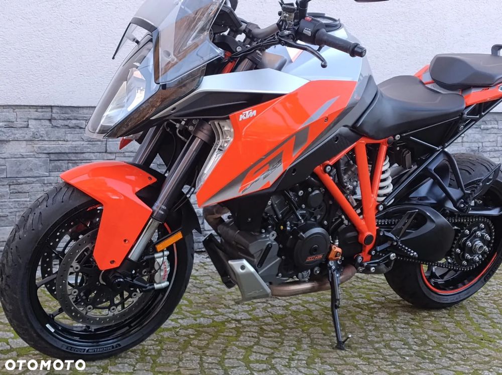 KTM Super Duke - 12