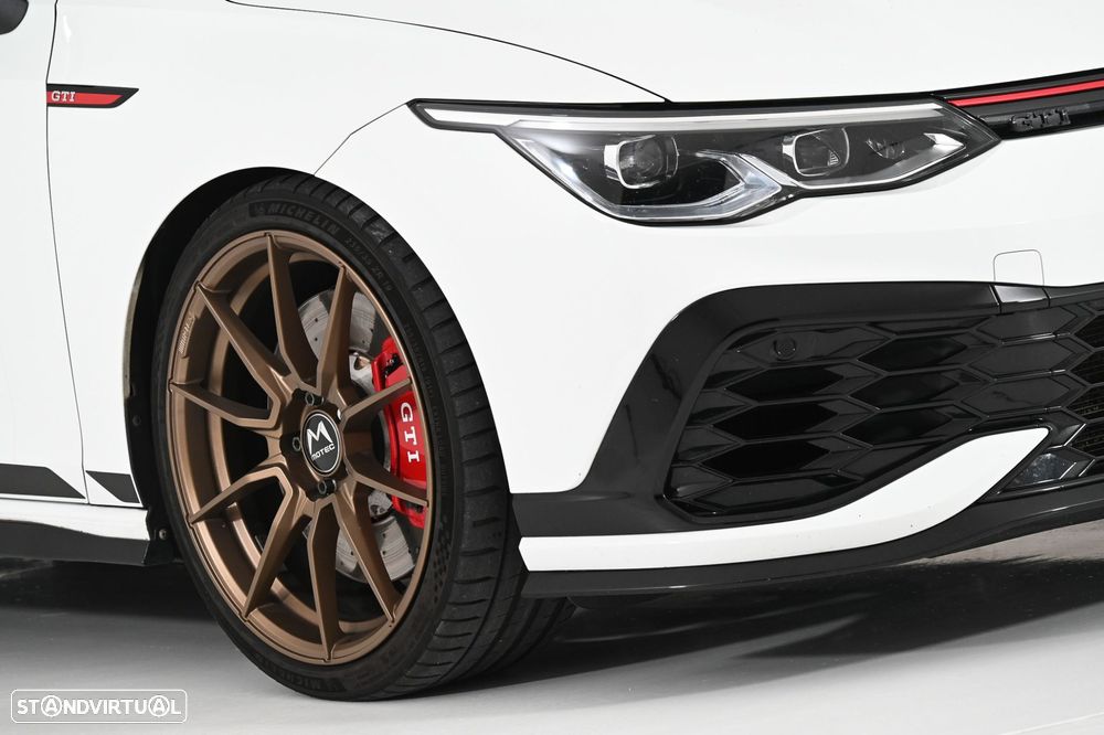 VW Golf 2.0 TSI GTI Clubsport DSG - 12