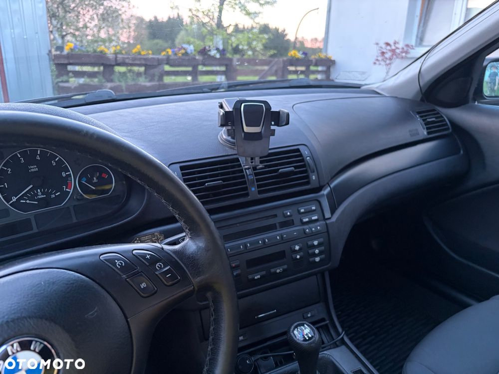 BMW Seria 3 316i - 4