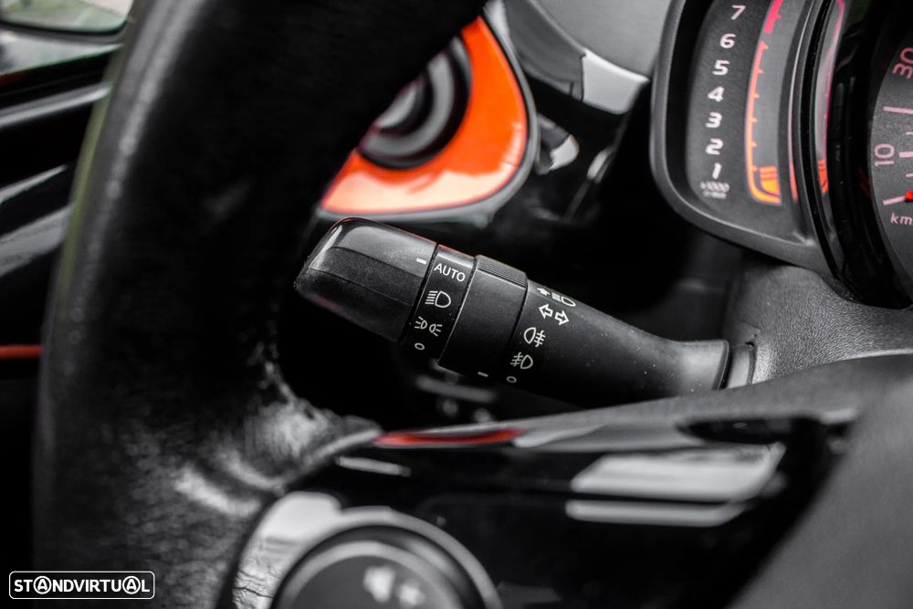 Peugeot 108 1.2 PureTech Top! Roland Garros - 15