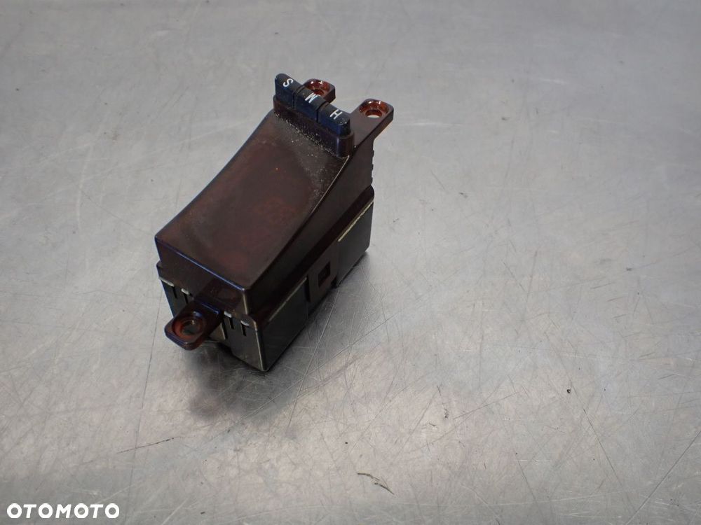 ZEGAREK SSANGYONG KYRON 81110-09010 - 2
