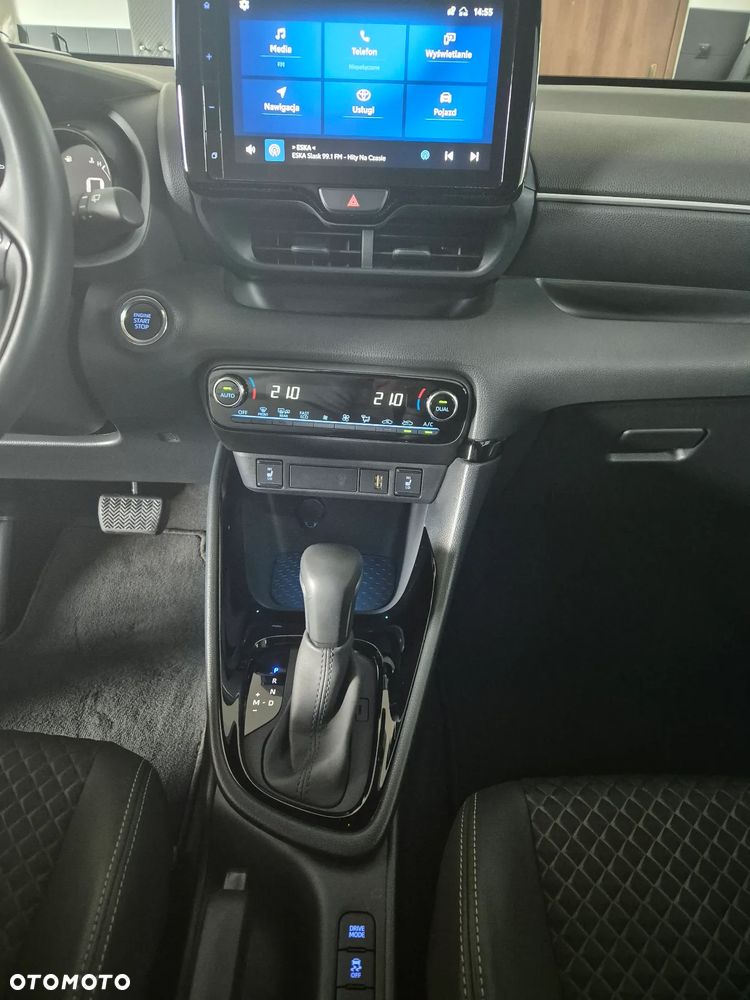 Toyota Yaris 1.5 Selection Style CVT - 21