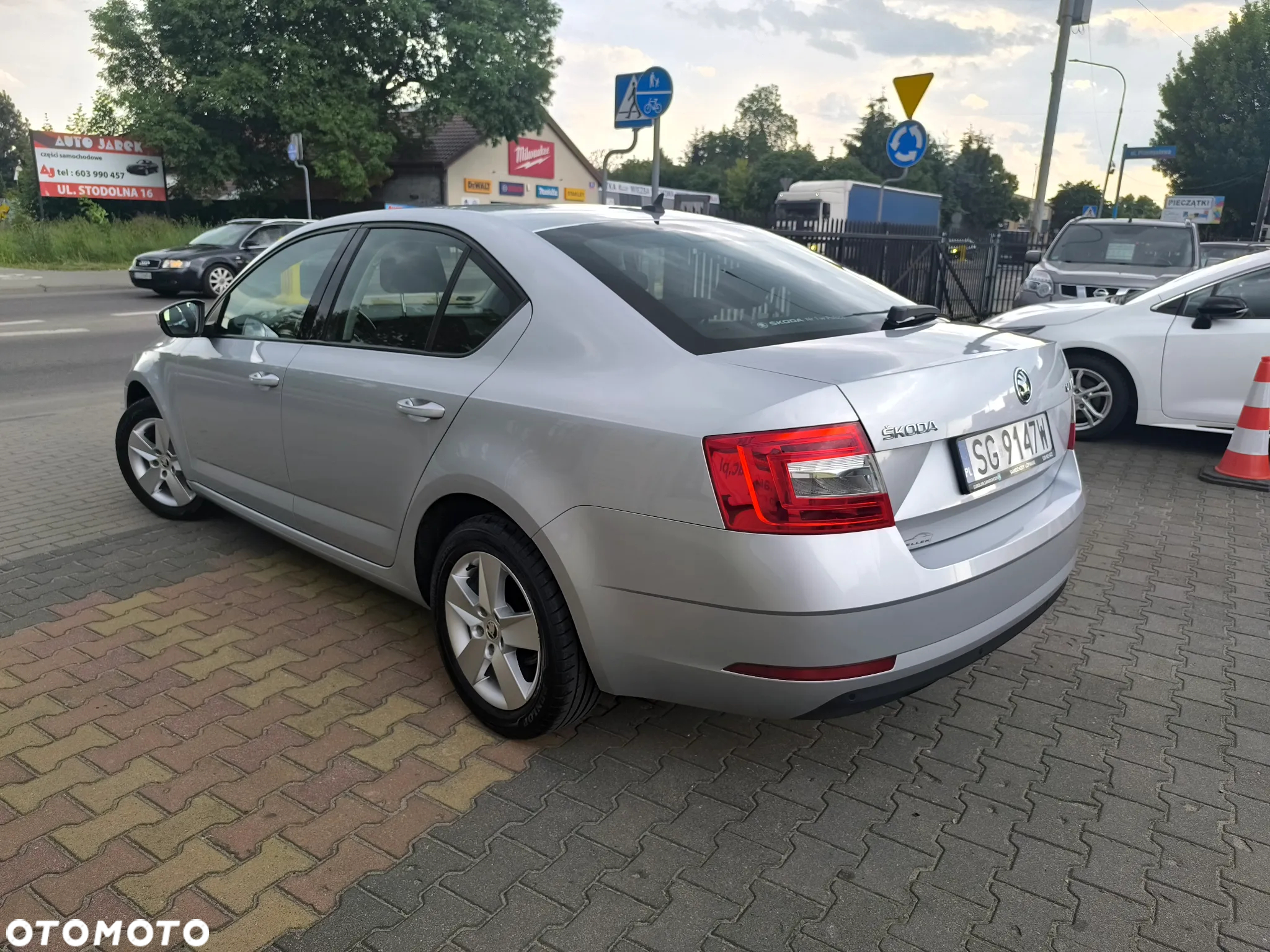 Skoda Octavia 1.6 TDI SCR Ambition - 24