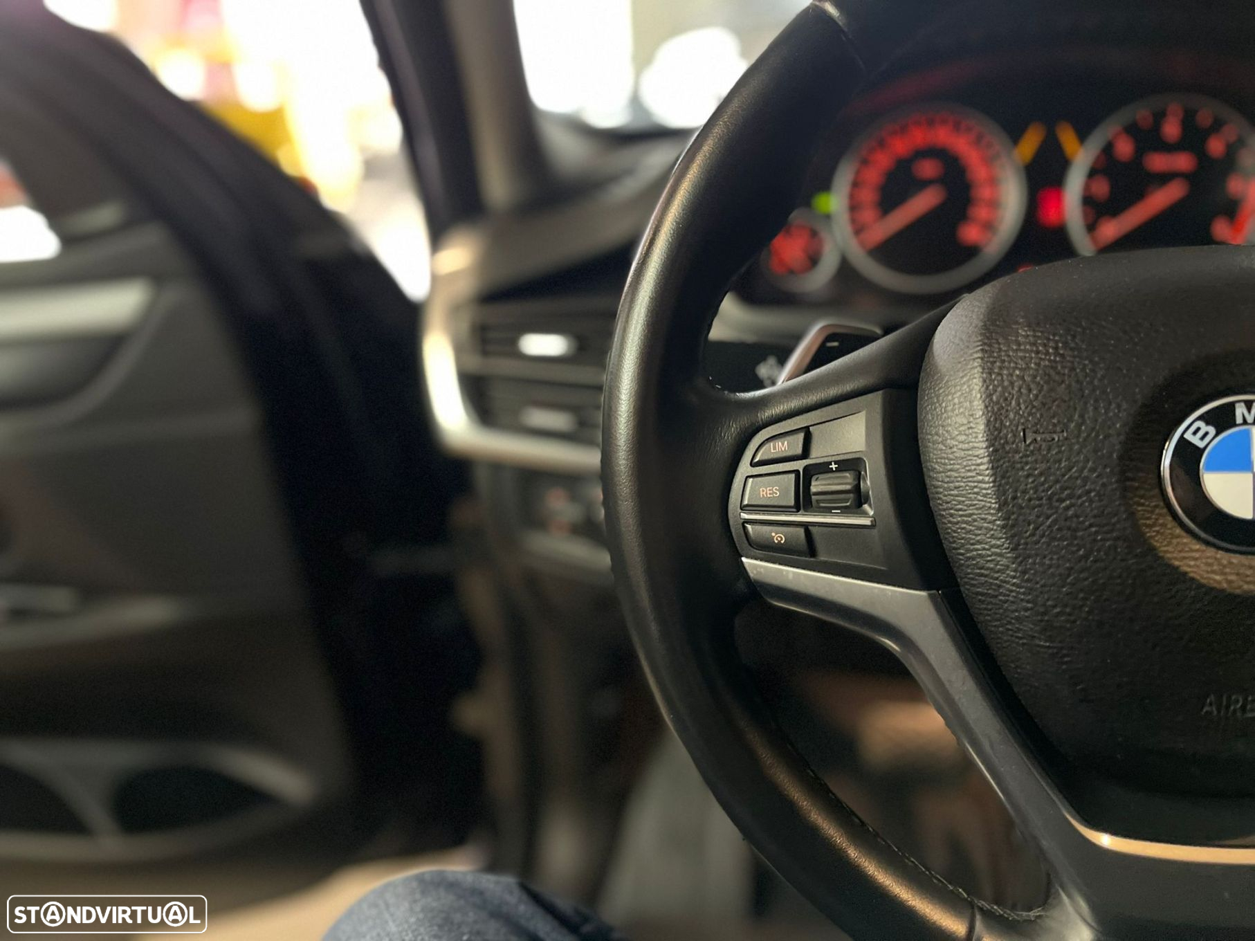 BMW X5 25 d sDrive Comfort 7L - 12