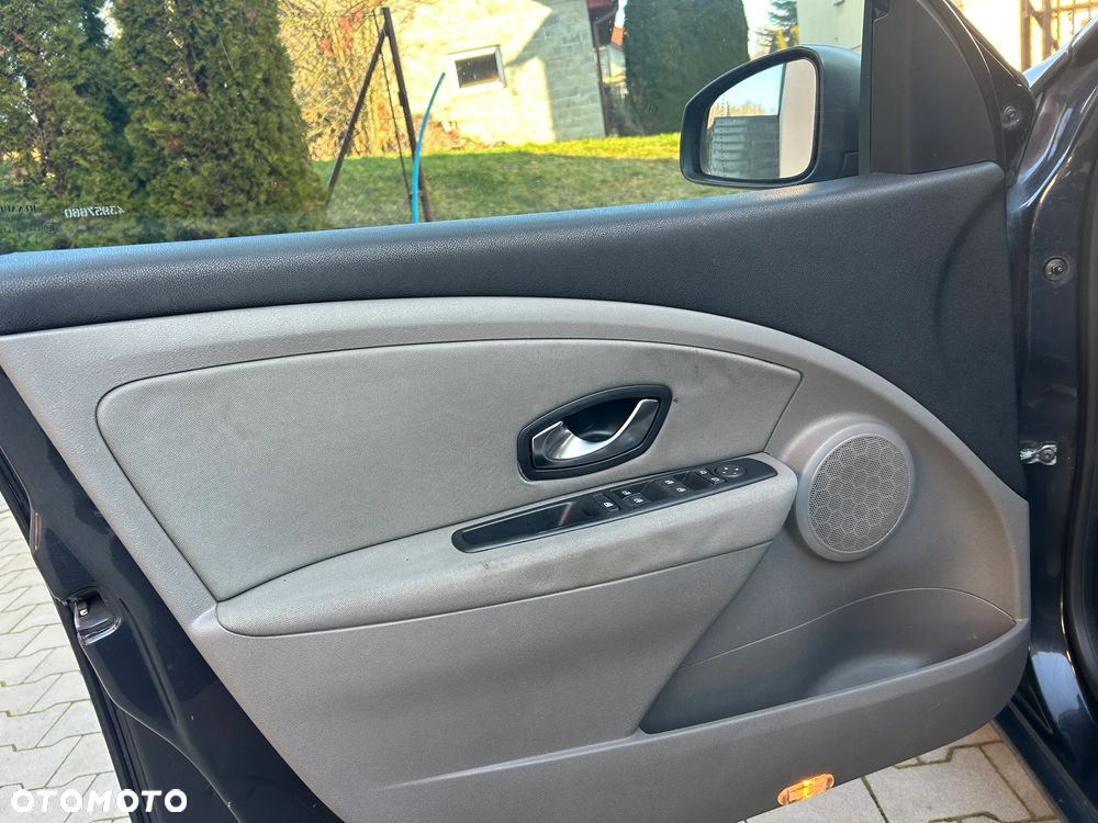 Renault Megane 1.5 dCi Expression - 20