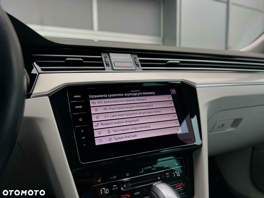 Volkswagen Passat 2.0 TDI 4Mot Elegance DSG - 35