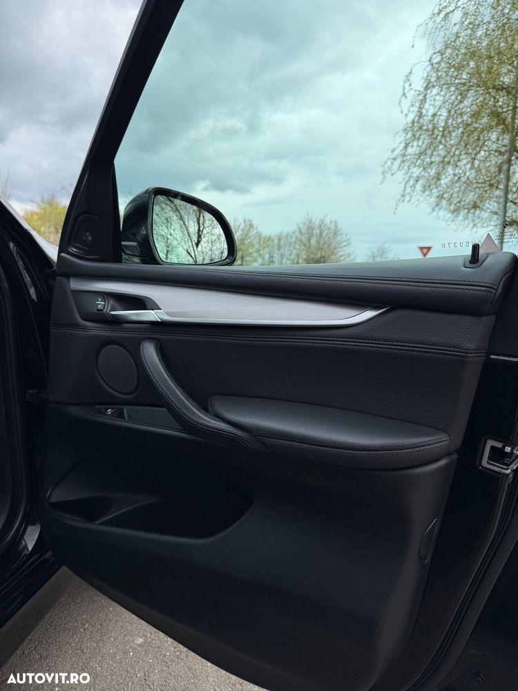 BMW X5 xDrive30d Sport-Aut. - 28