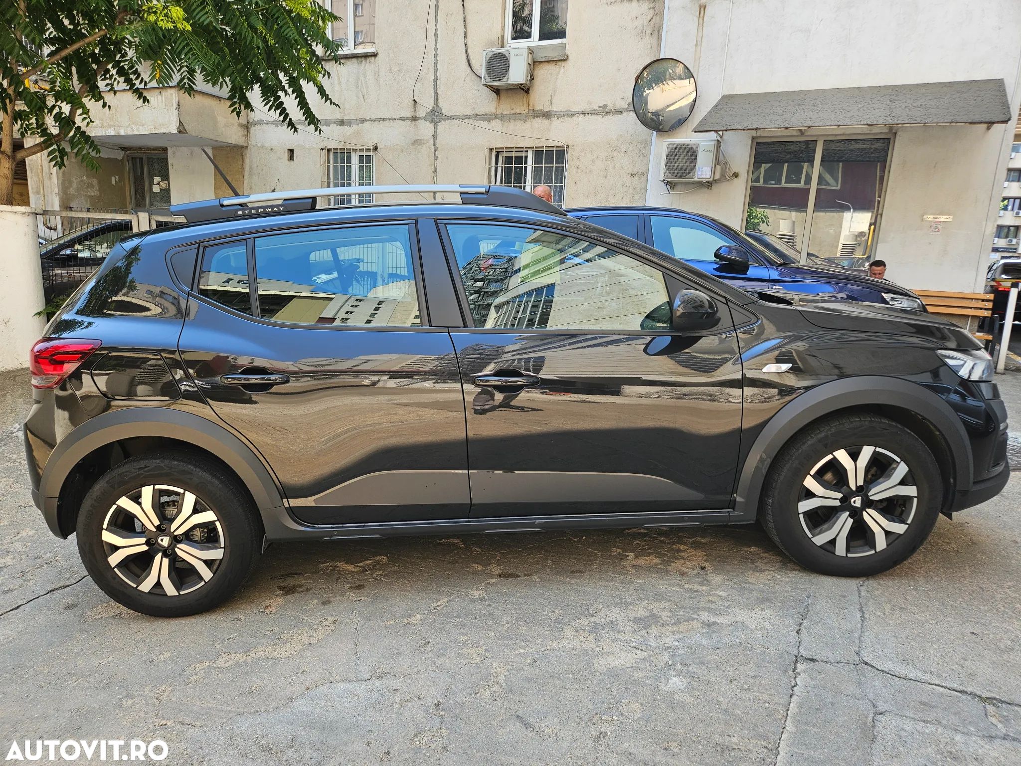 Dacia Sandero TCe 90 CVT Comfort - 1
