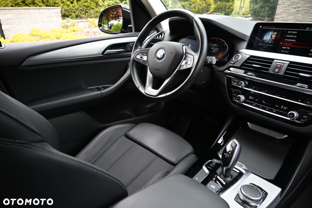 BMW X3 sDrive18d xLine sport - 16