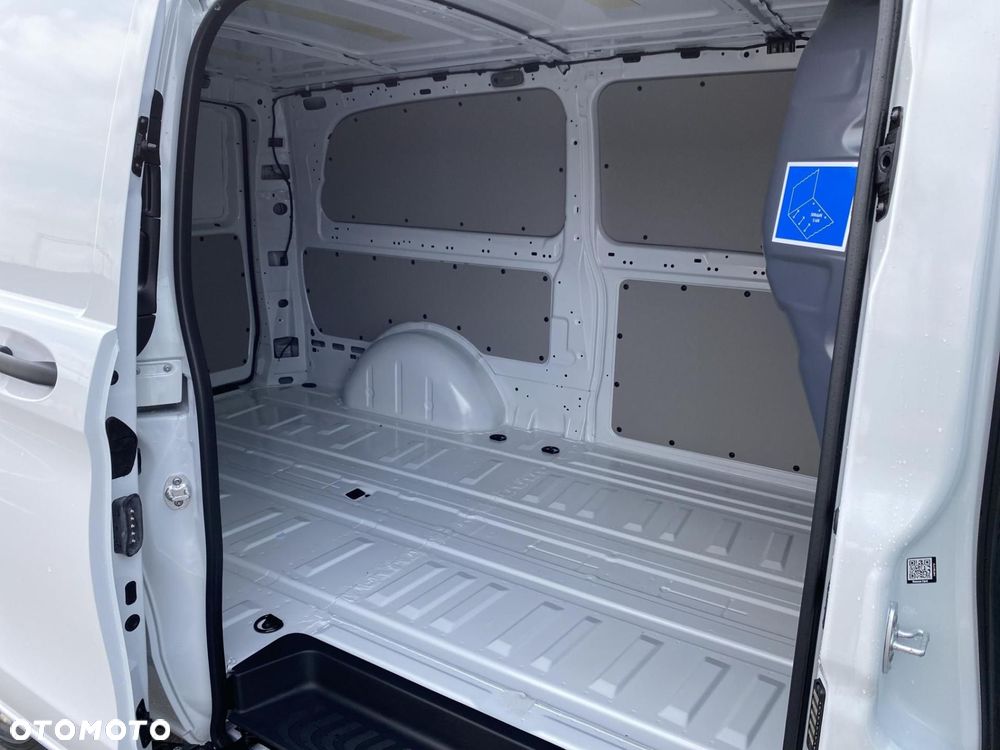 Mercedes-Benz Vito - 19