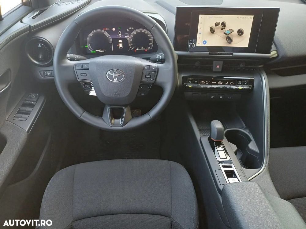 Toyota C-HR - 12