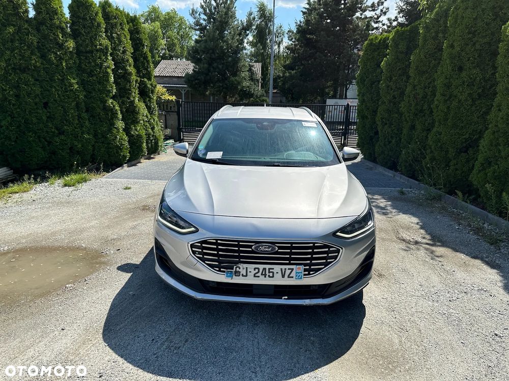 Ford Focus 2022 photo 2