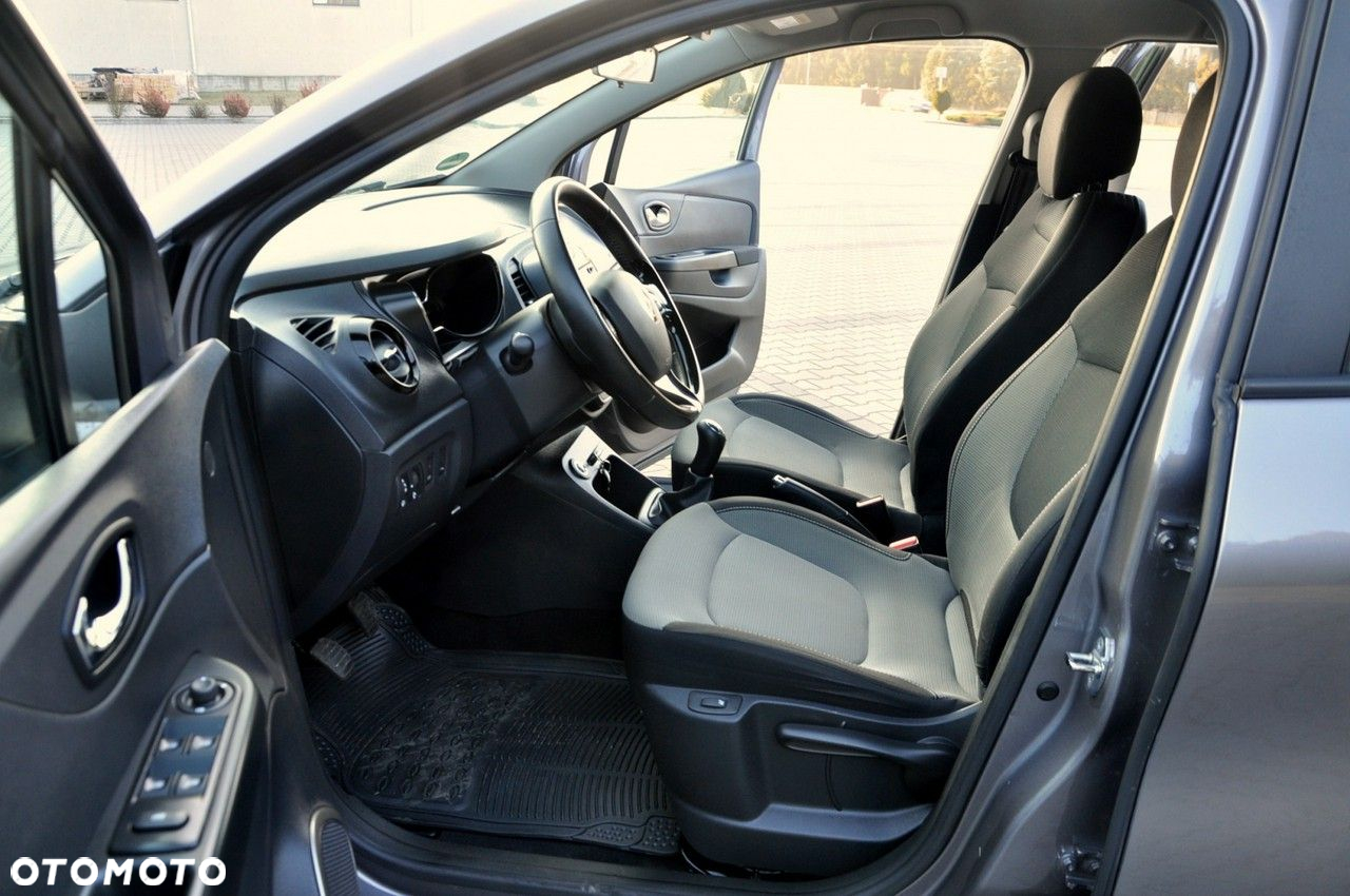Renault Captur - 22