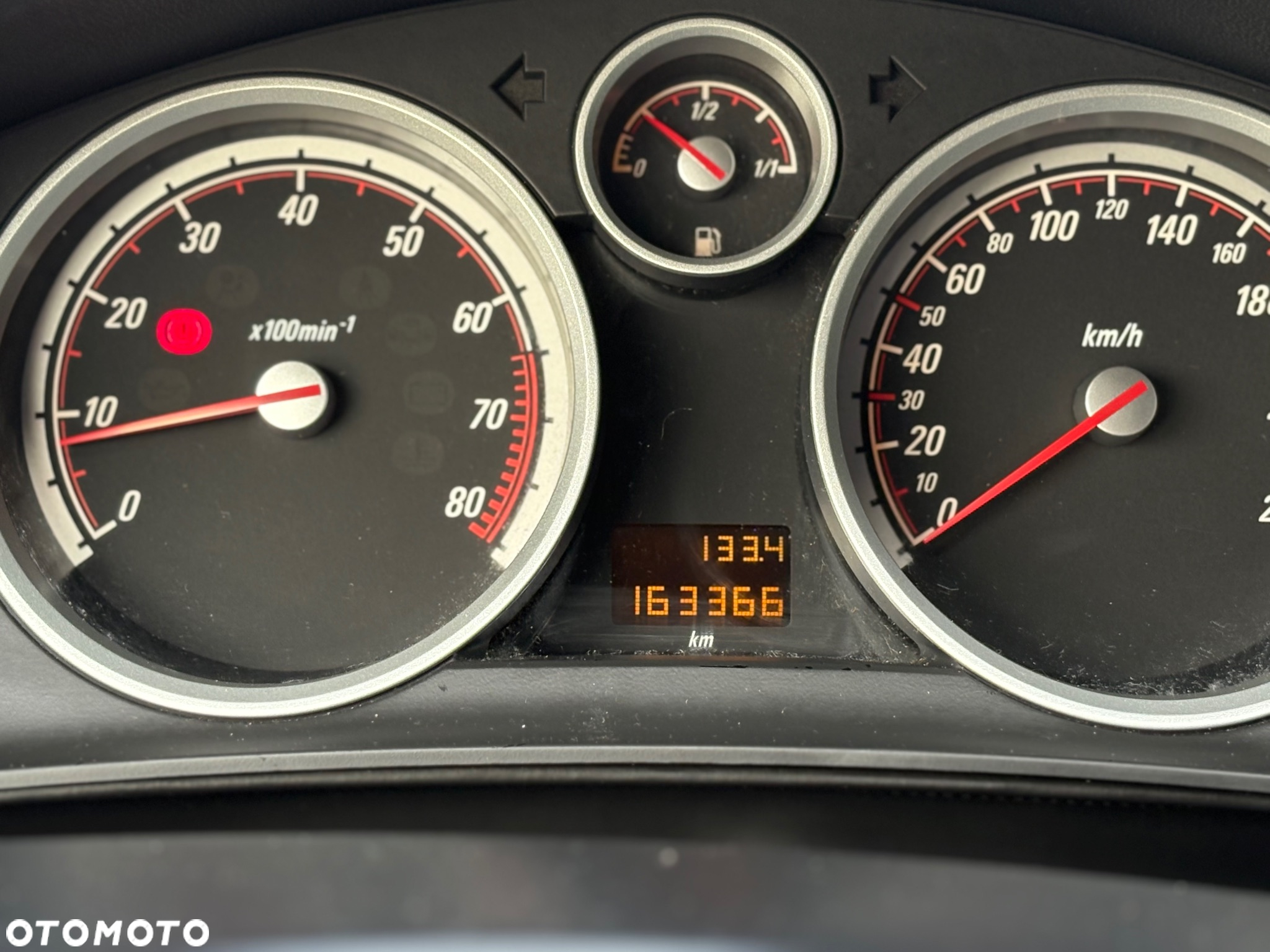 Opel Astra GTC 1.6 Sport - 7