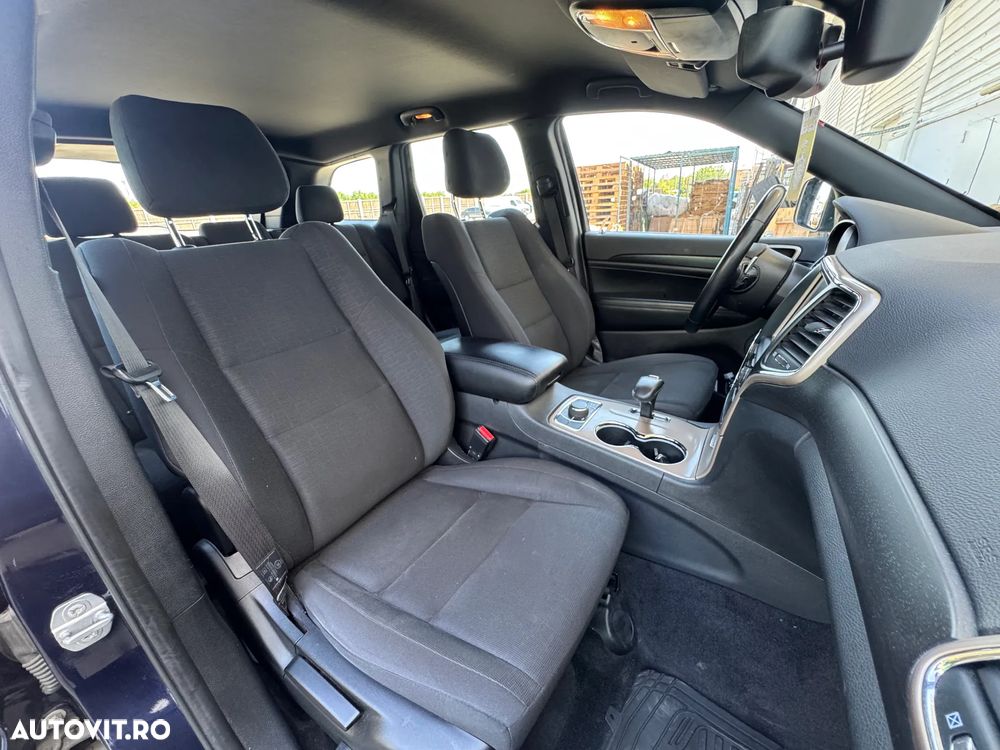 Jeep Grand Cherokee - 9