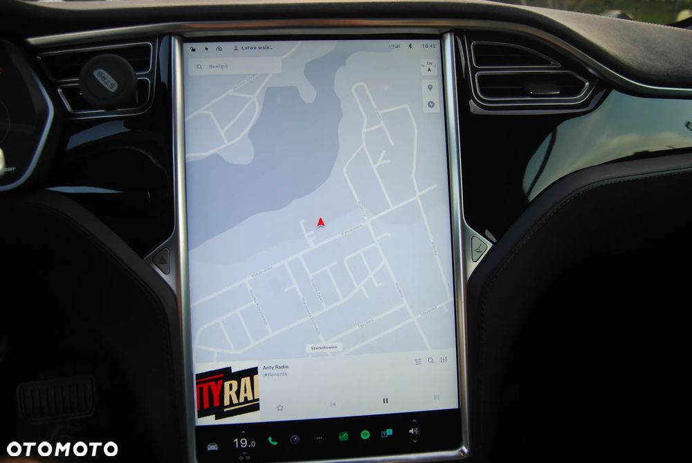 Tesla Model S Standard - 23