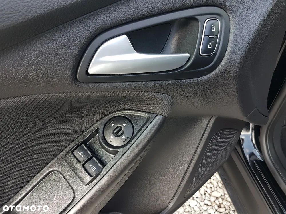 Ford Focus 1.0 EcoBoost Trend Sport - 12