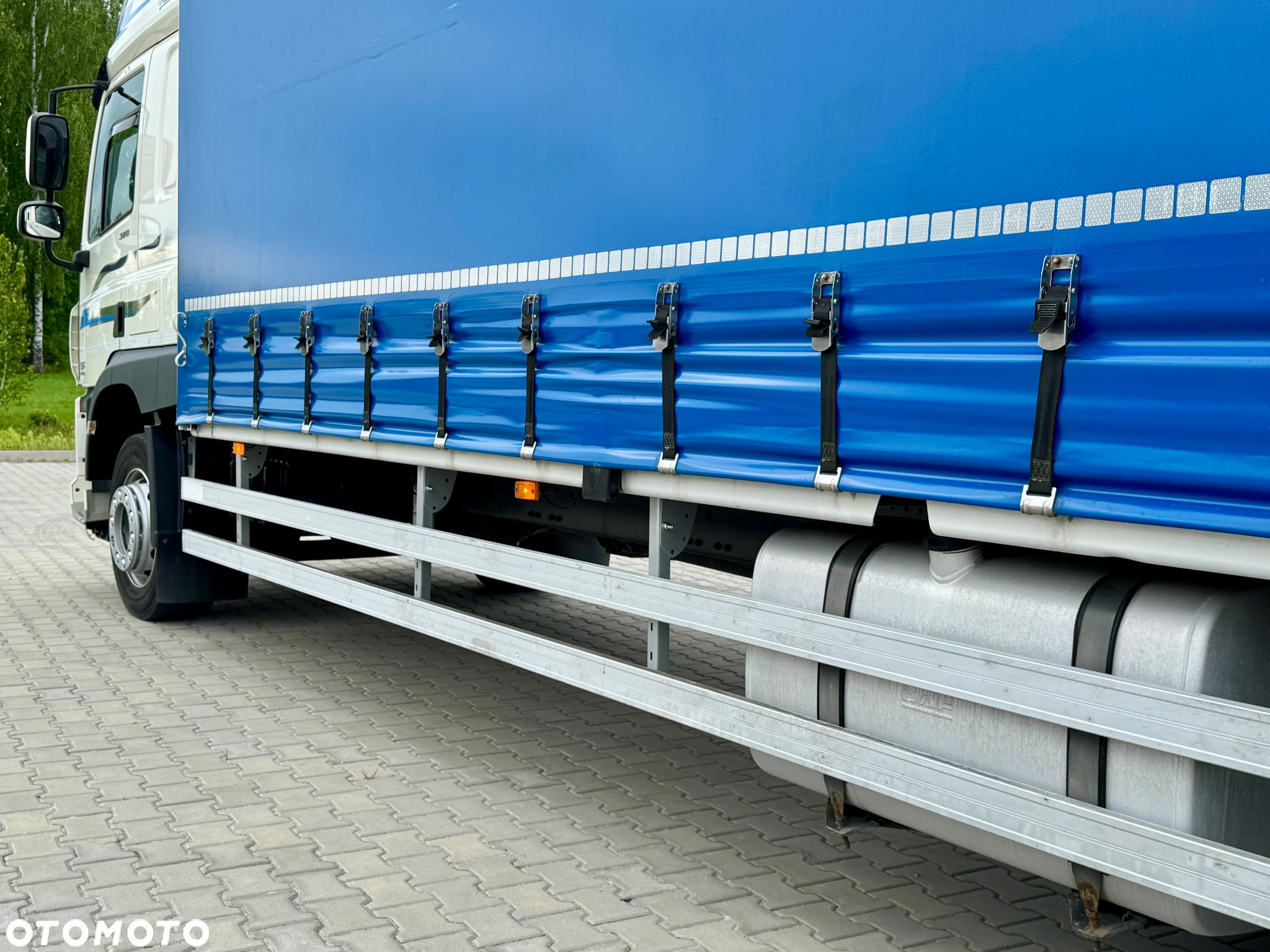 DAF CF 320 / FIRANKA / 24 EUROPALETY / SYPIALKA / AUTOMAT / KLIMA POSTOJOWA / 8 960 KG ŁADOWNOŚCI / 2017 ROK - 11
