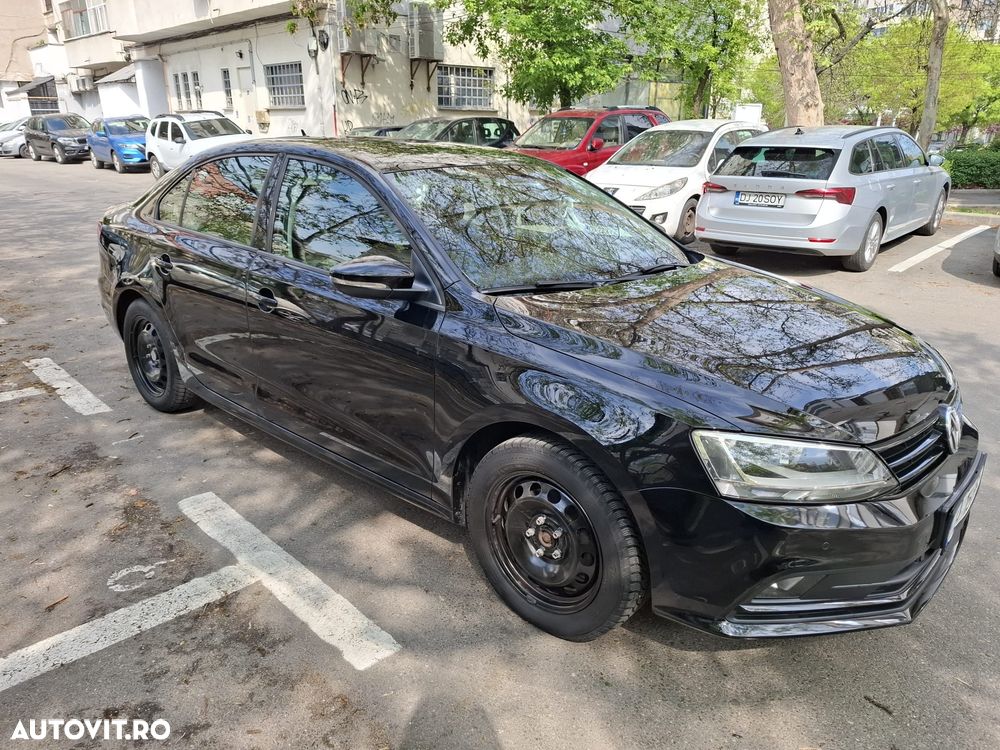 Volkswagen Jetta 1.2 TSI Trendline - 2