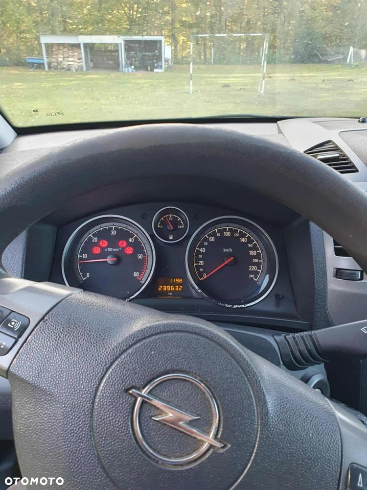 Opel Zafira - 3