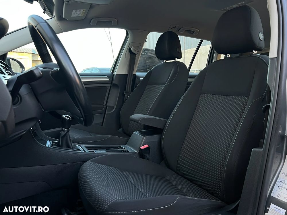 Volkswagen Golf 1.6 TDI DSG Comfortline - 6