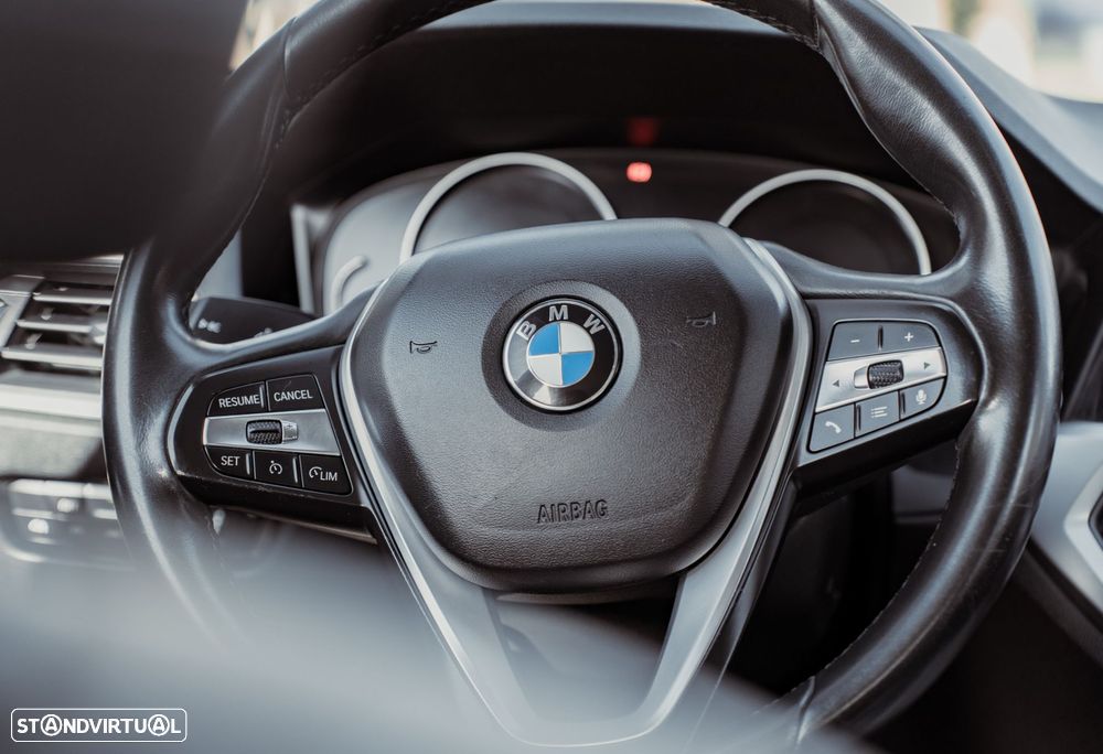 BMW 318 d Line Sport Auto - 24