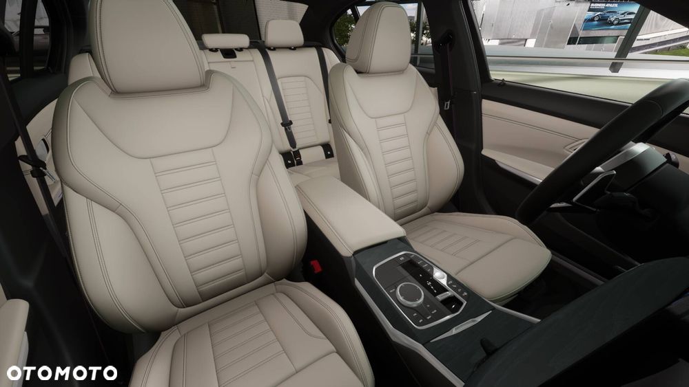 BMW Seria 3 330i xDrive M Sport sport - 13