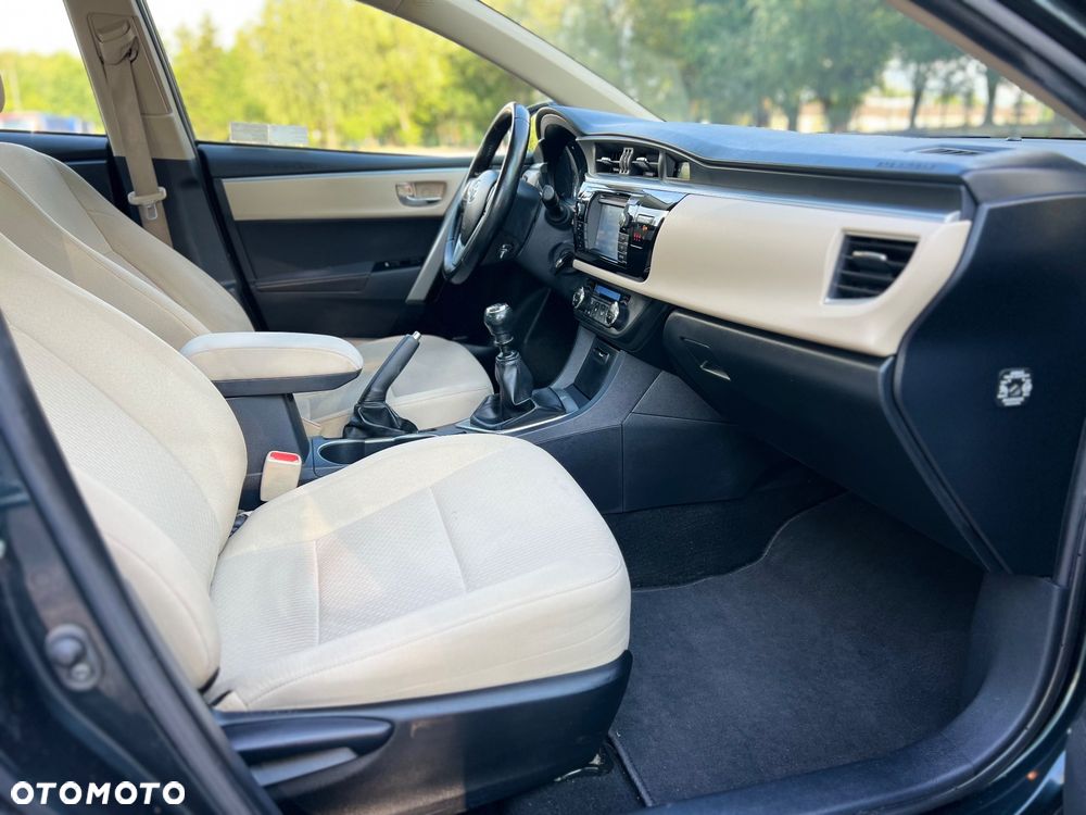 Toyota Corolla 1.6 Premium - 27
