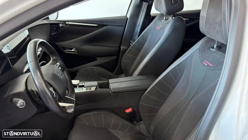 DS DS4 1.5 BlueHDi Performance Line+ EAT8 - 4