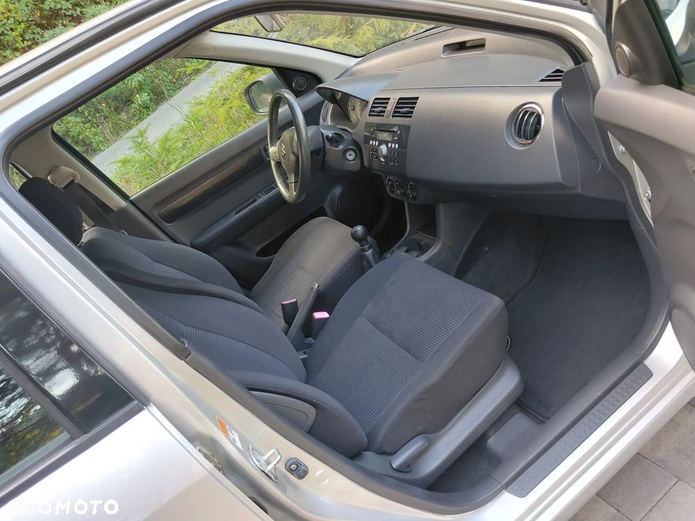 Suzuki Swift 1.3 4x4 Comfort - 9