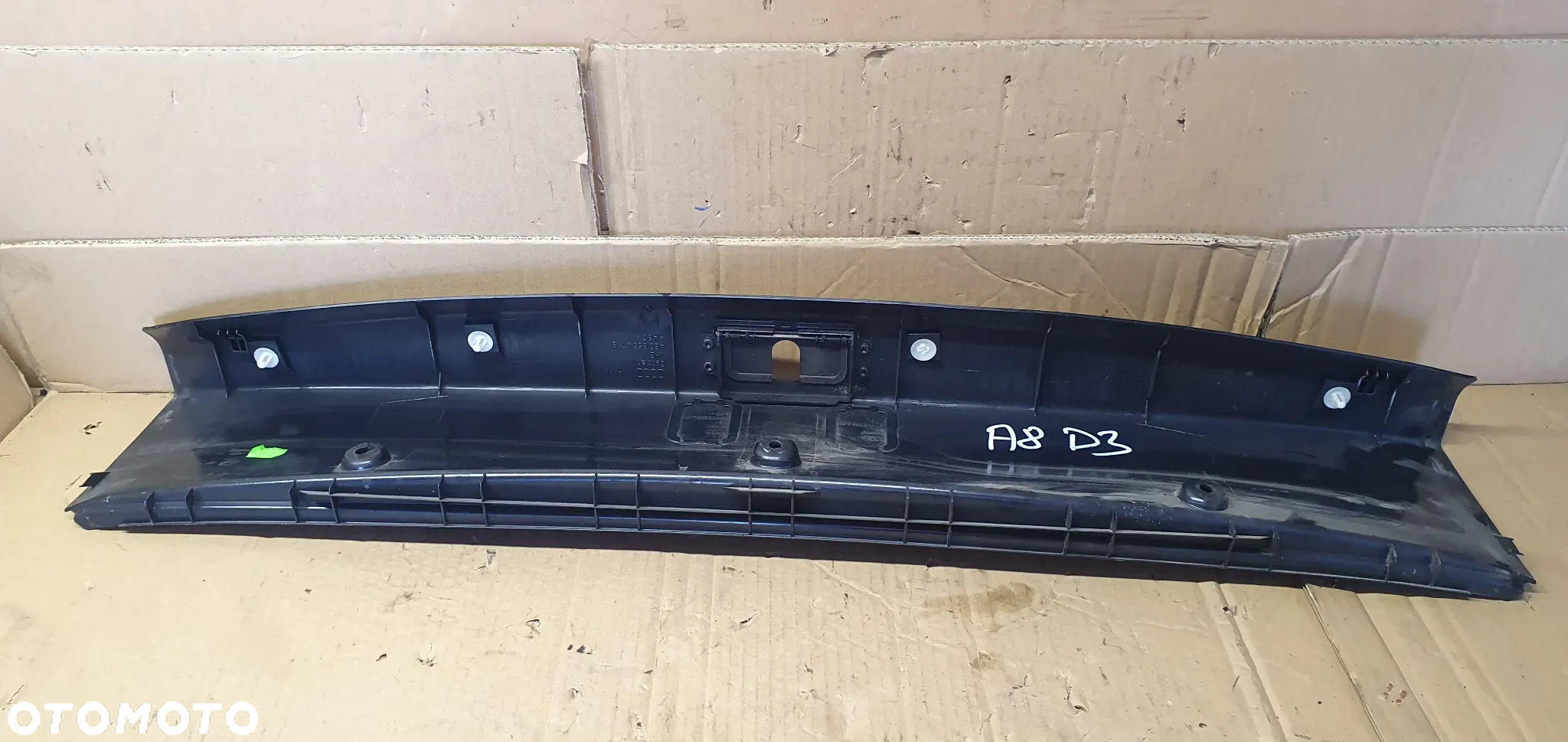Osłona nakładka progu bagażnika Audi A8 D3 4E0863471B - 5