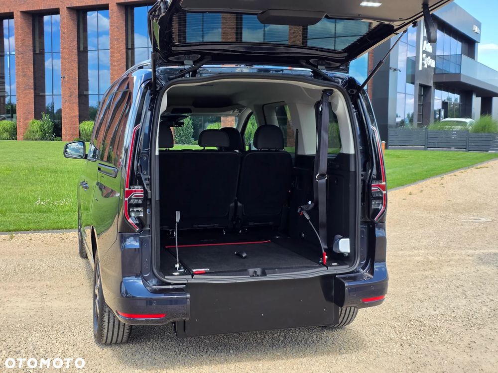 Volkswagen Caddy 1.5 TSI Style DSG - 18
