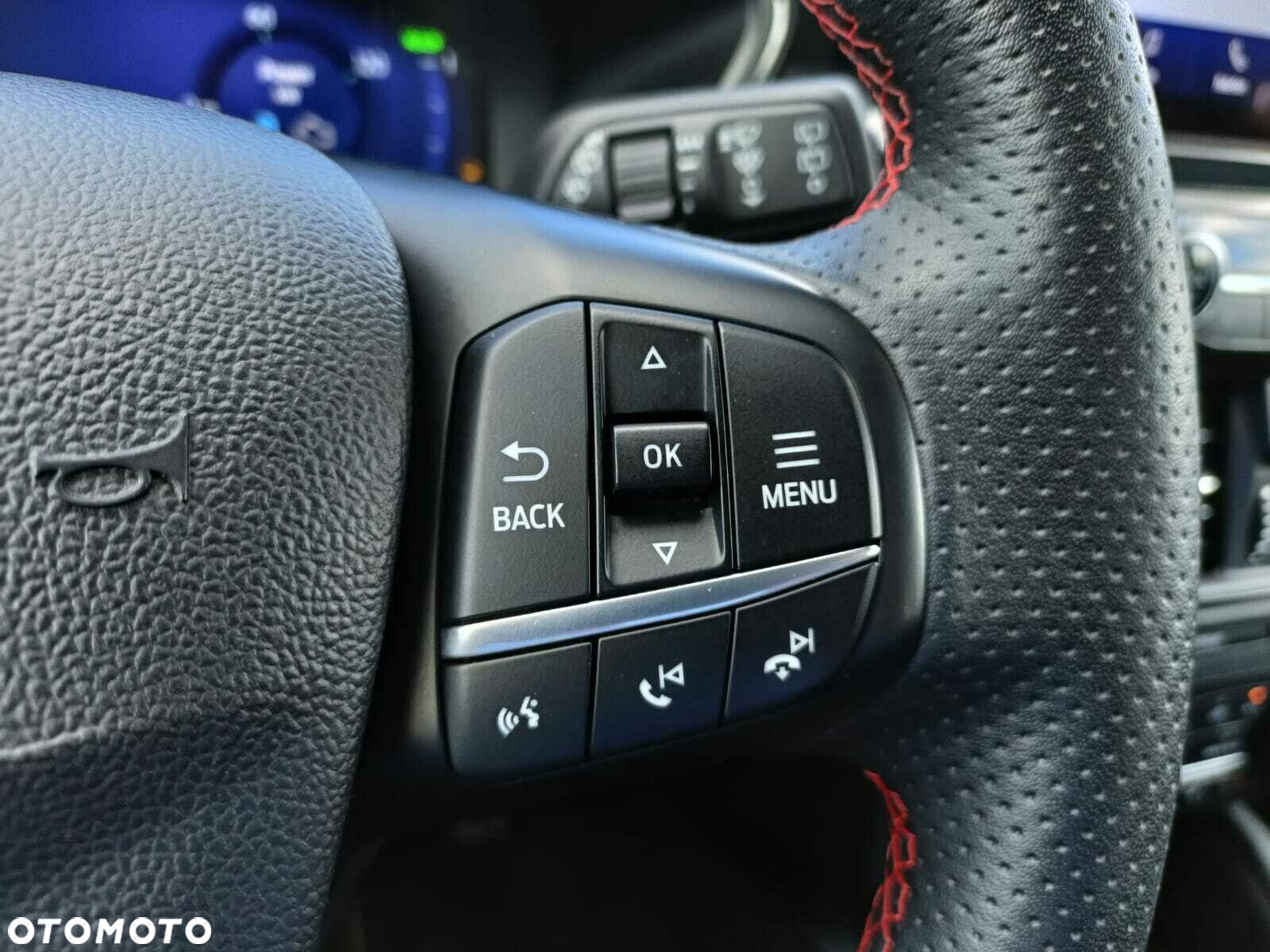 Ford Kuga - 18