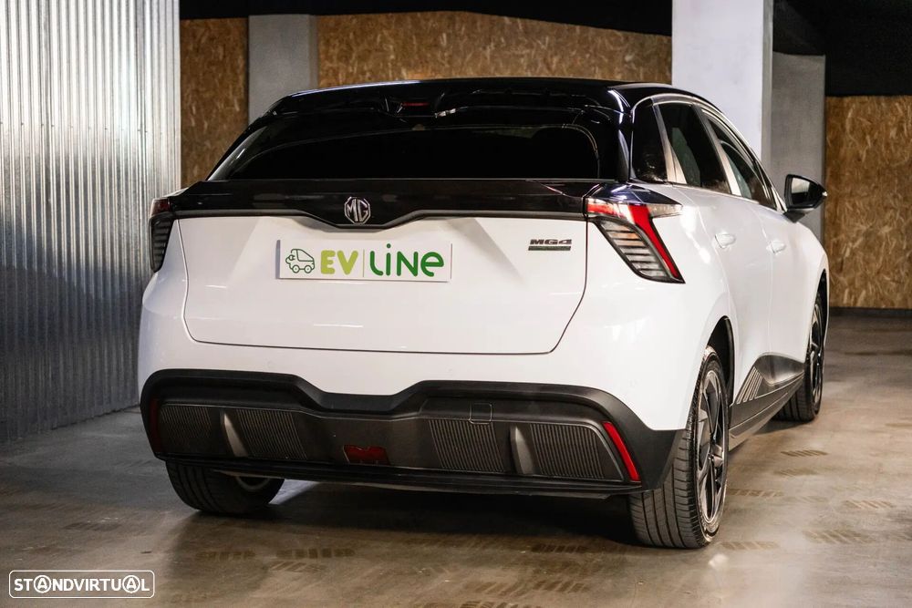 MG MG4 64 kWh Comfort - 10