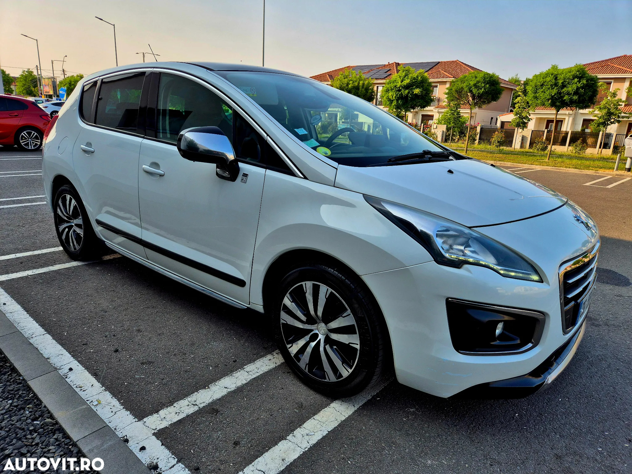 Peugeot 3008 Hybrid4 - 3