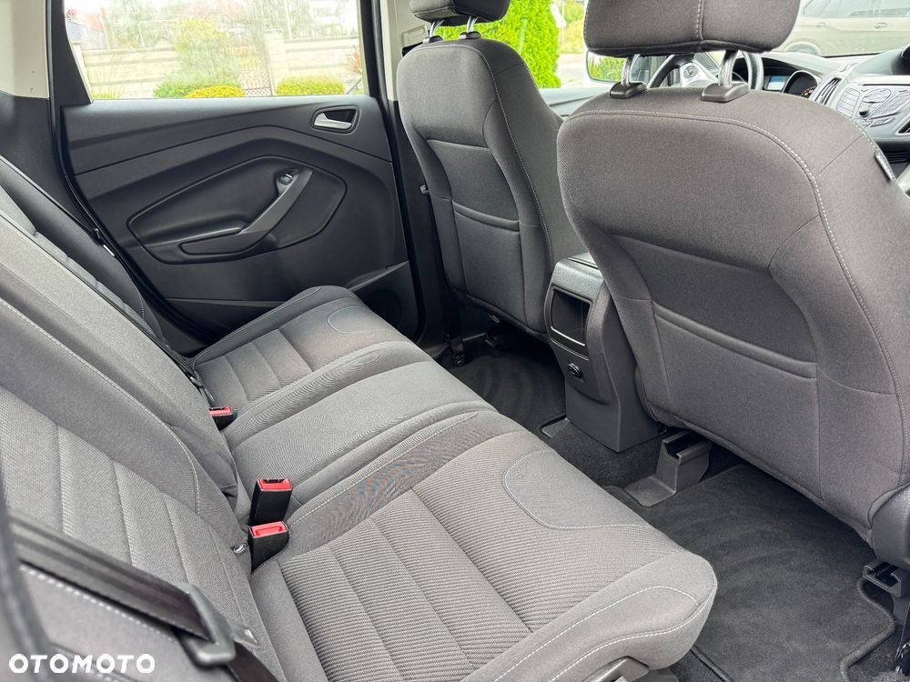 Ford Kuga 1.5 EcoBoost 2x4 Individual - 10