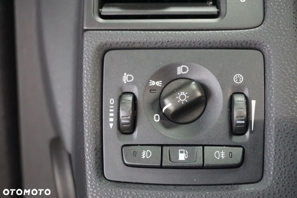 Volvo V50 DPF DRIVe - 32