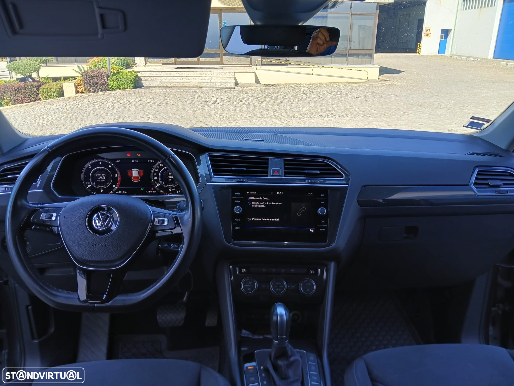 VW Tiguan 2.0 TDI R-Line DSG - 5