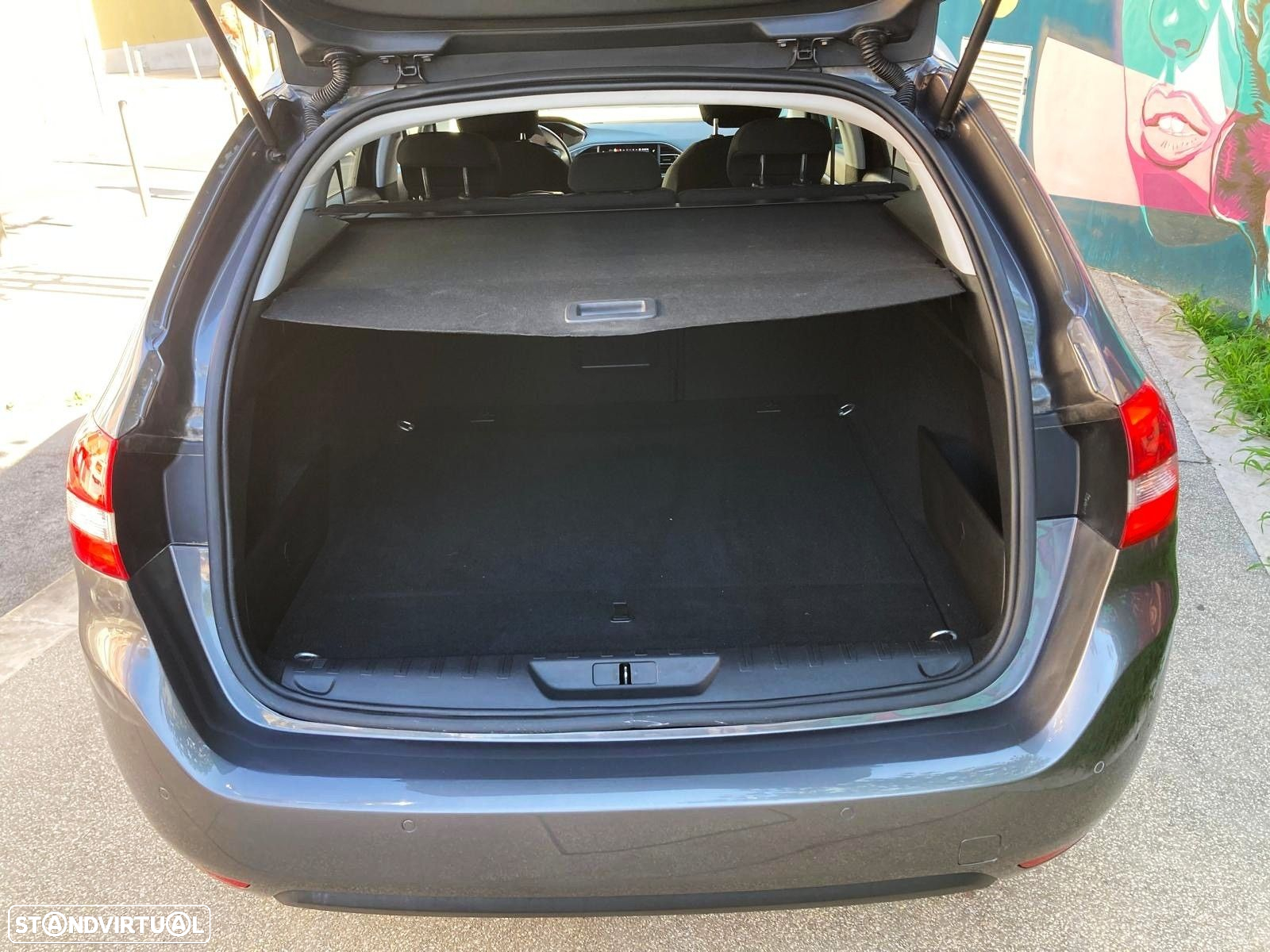 Peugeot 308 SW 1.5 BlueHDi Style - 17
