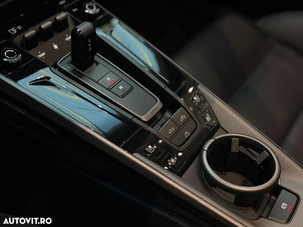 Porsche 911 Carrera PDK - 30