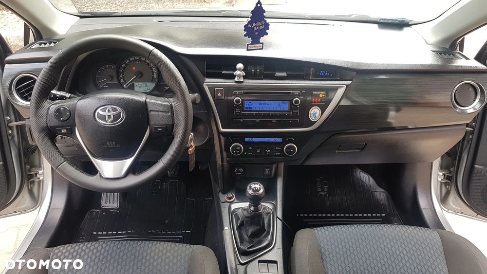 Toyota Auris - 6