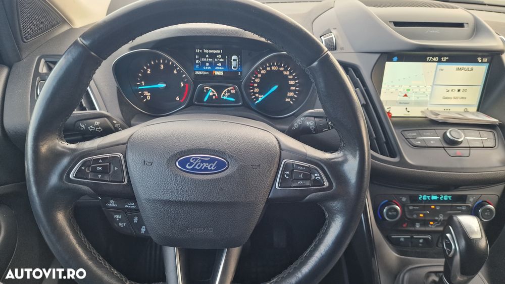 Ford Kuga 2.0 TDCi 4WD Powershift Titanium - 5