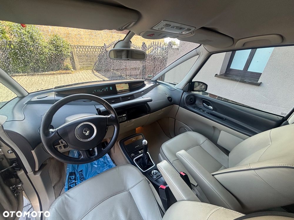 Renault Espace 2.0 dCi 175 FAP Initiale - 21